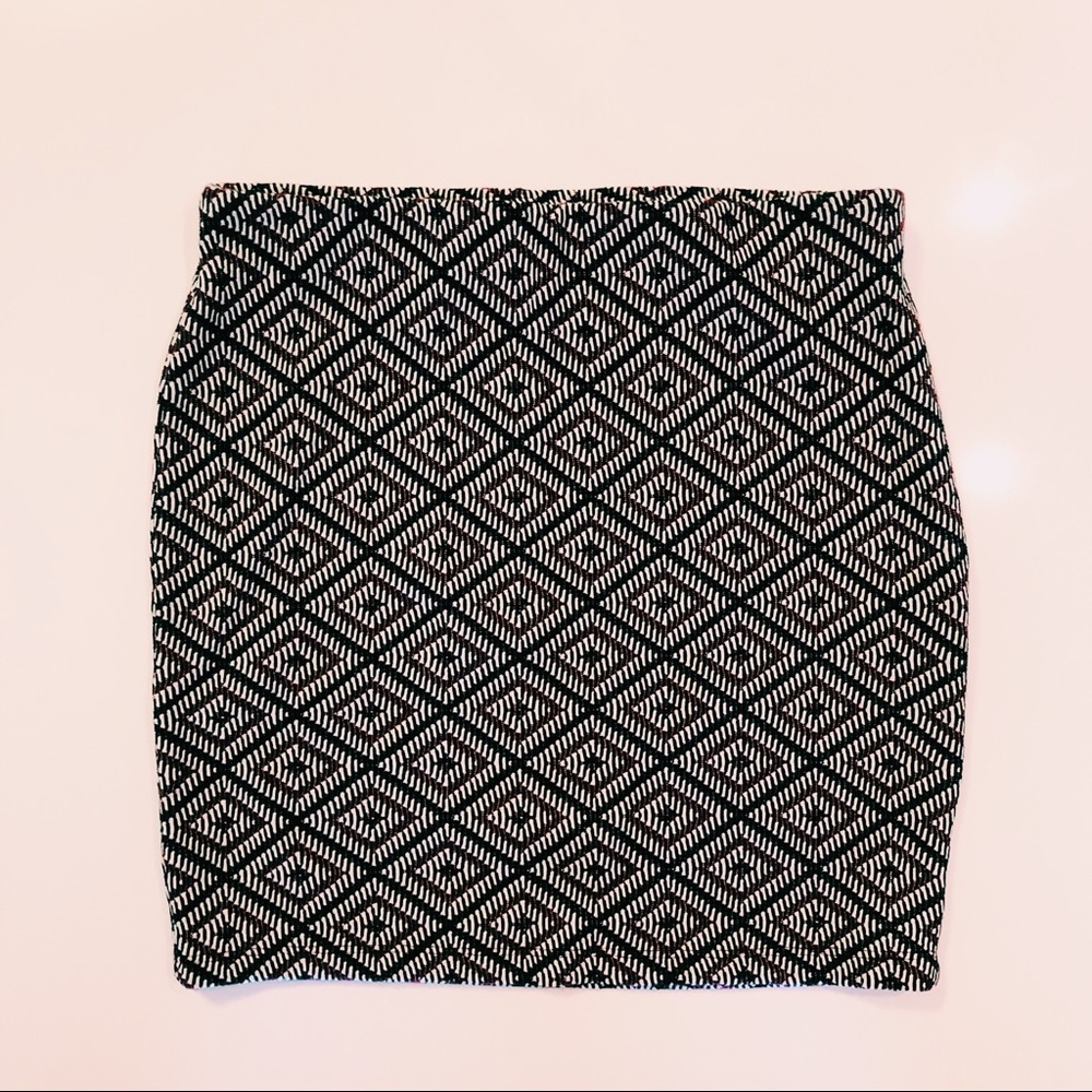 Zara geometric pattern skirt